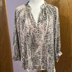 Peyton Jensen Women's Patterned Top size small.